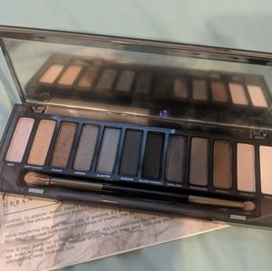NAKED Urban Decay Smokey Palette. Brand New